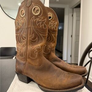 Ariat cowboy boots